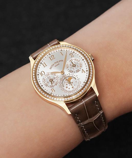 dress watch 2025