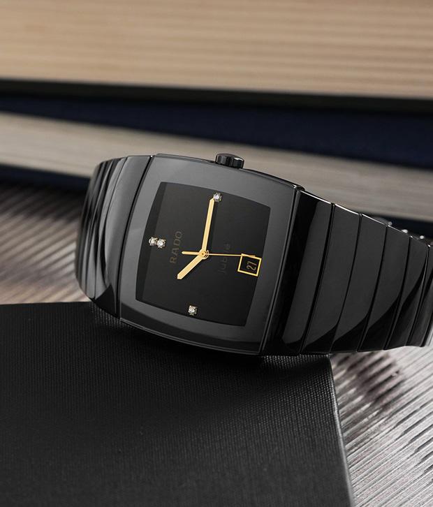 Ceramic has become increasingly prominent within contemporary luxury watchmaking, particularly in sports and high-technology collections.