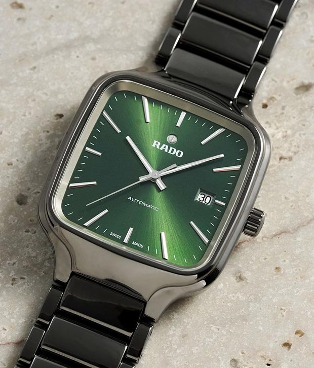 Ceramic has become increasingly prominent within contemporary luxury watchmaking, particularly in sports and high-technology collections.