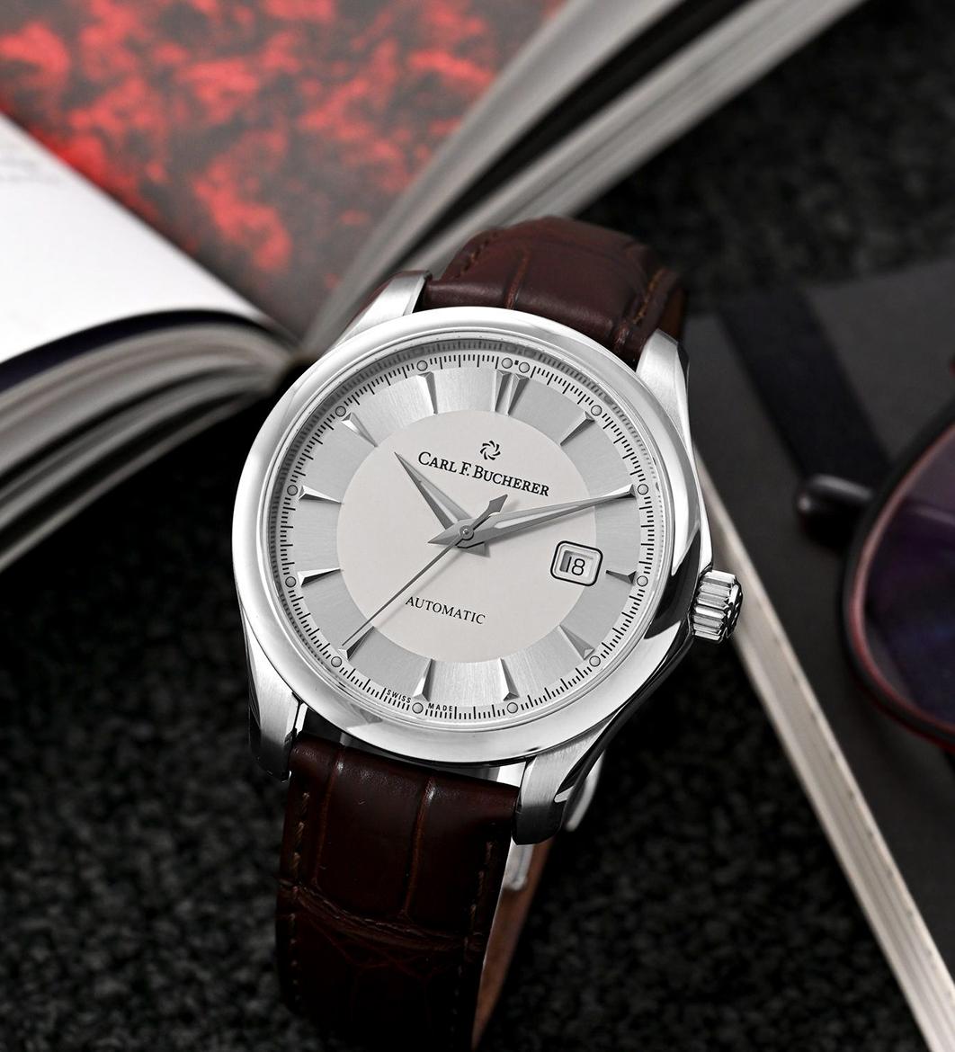 Carl F. Bucherer Manero AutoDate 00.10915.08.13.01