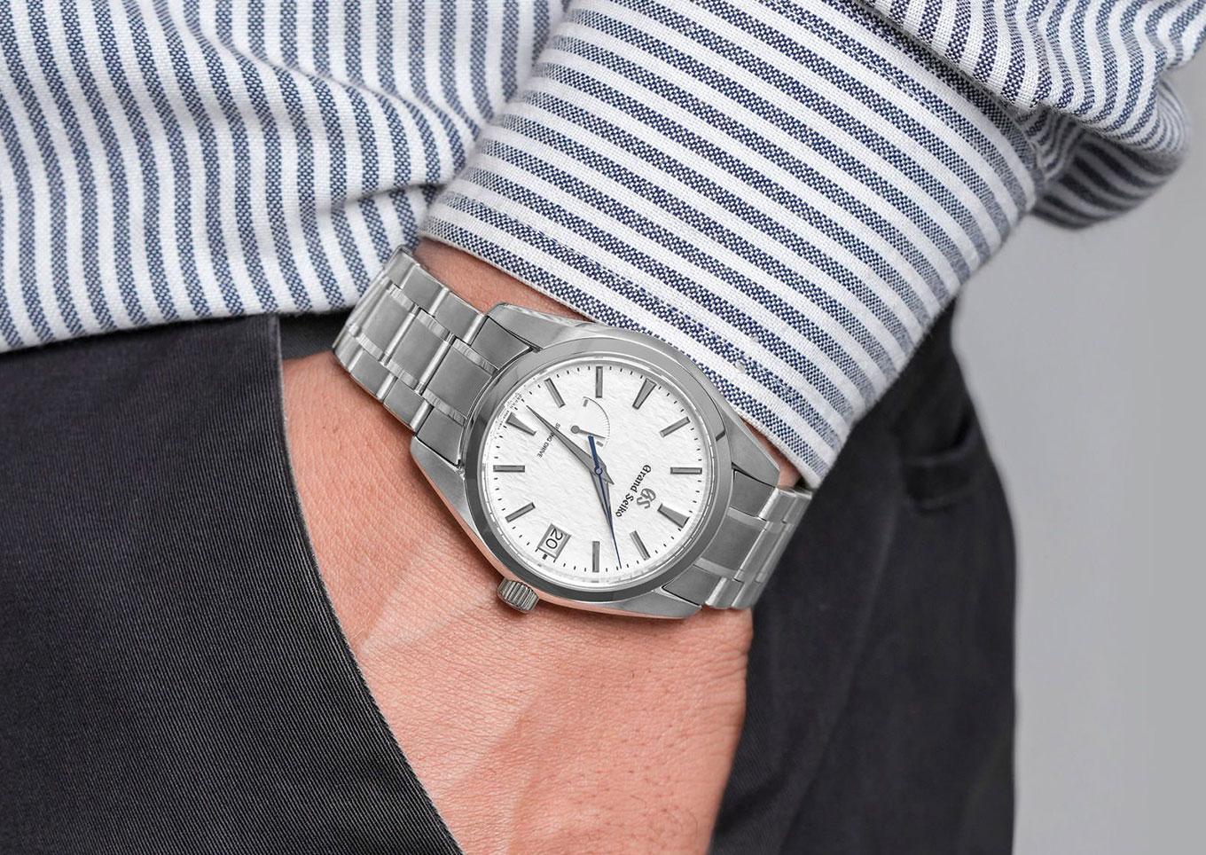 pre-owned Grand Seiko SBGA211G