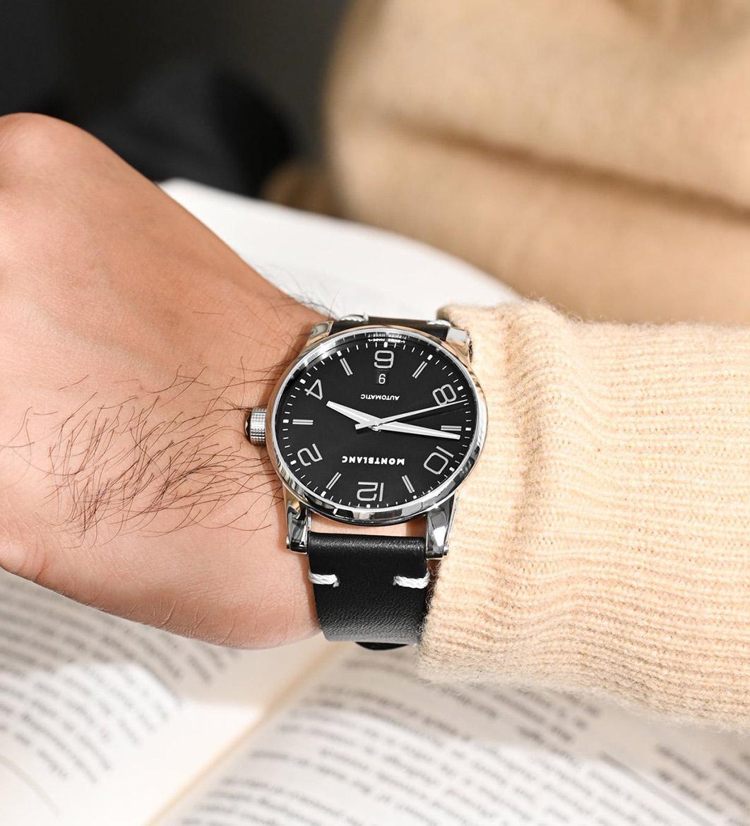 pre-owned Montblanc TimeWalker