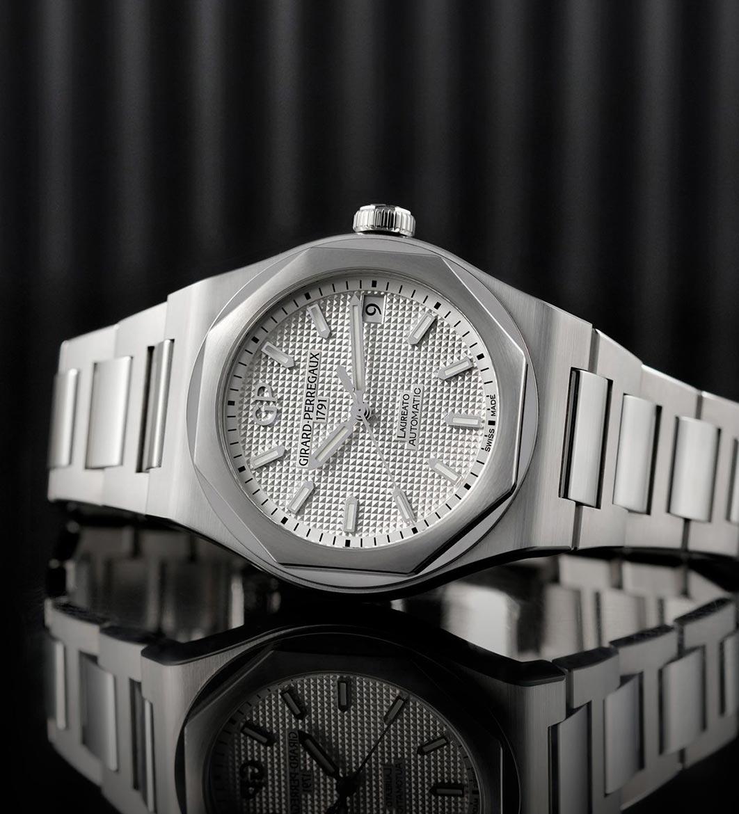 Integrated luxury sports watches