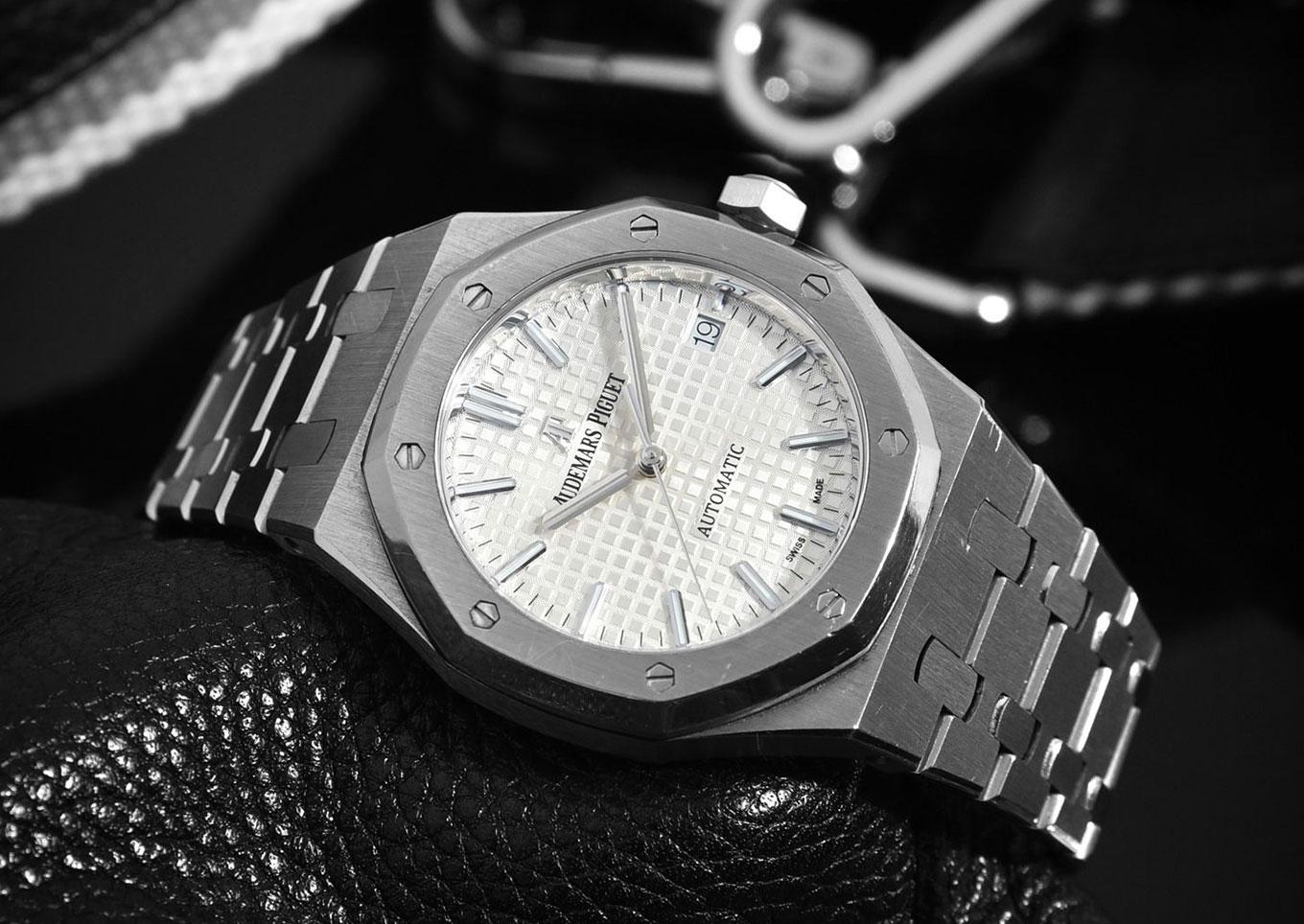 watch case shape