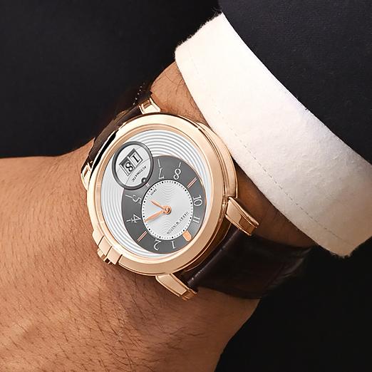 Pre-Owned Harry Winston Midnight Big Date