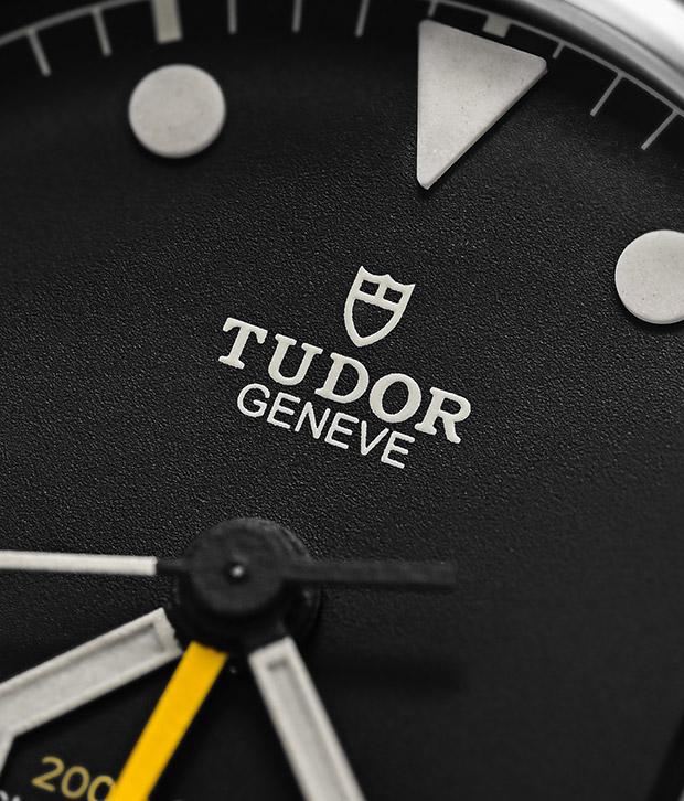 The Black Bay Pro is certainly a watch that can be worn anywhere. While its understated profile is perfect for everyday use, the 200m water resistance and GMT functions makes it apt for water adventures or travelling