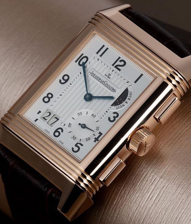 Over the years, the Reverso has evolved from its original utilitarian roots into a true classic in the world of horology. Its signature reversible case now offers a canvas of numerous iterations.