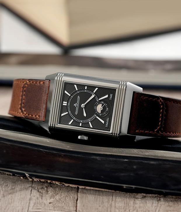 Over the years, the Reverso has evolved from its original utilitarian roots into a true classic in the world of horology. Its signature reversible case now offers a canvas of numerous iterations.