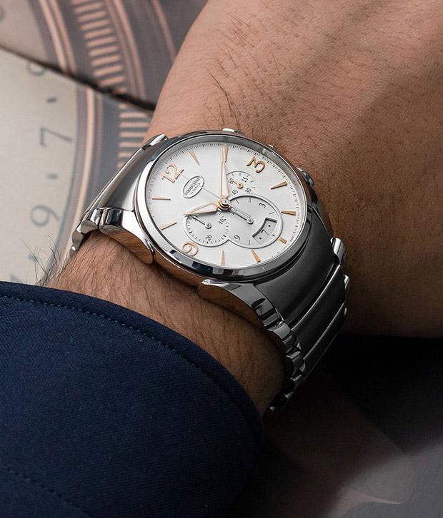 With an unwavering focus on craftsmanship and innovation, Parmigiani Fleurier continues to redefine the landscape of fine watchmaking.