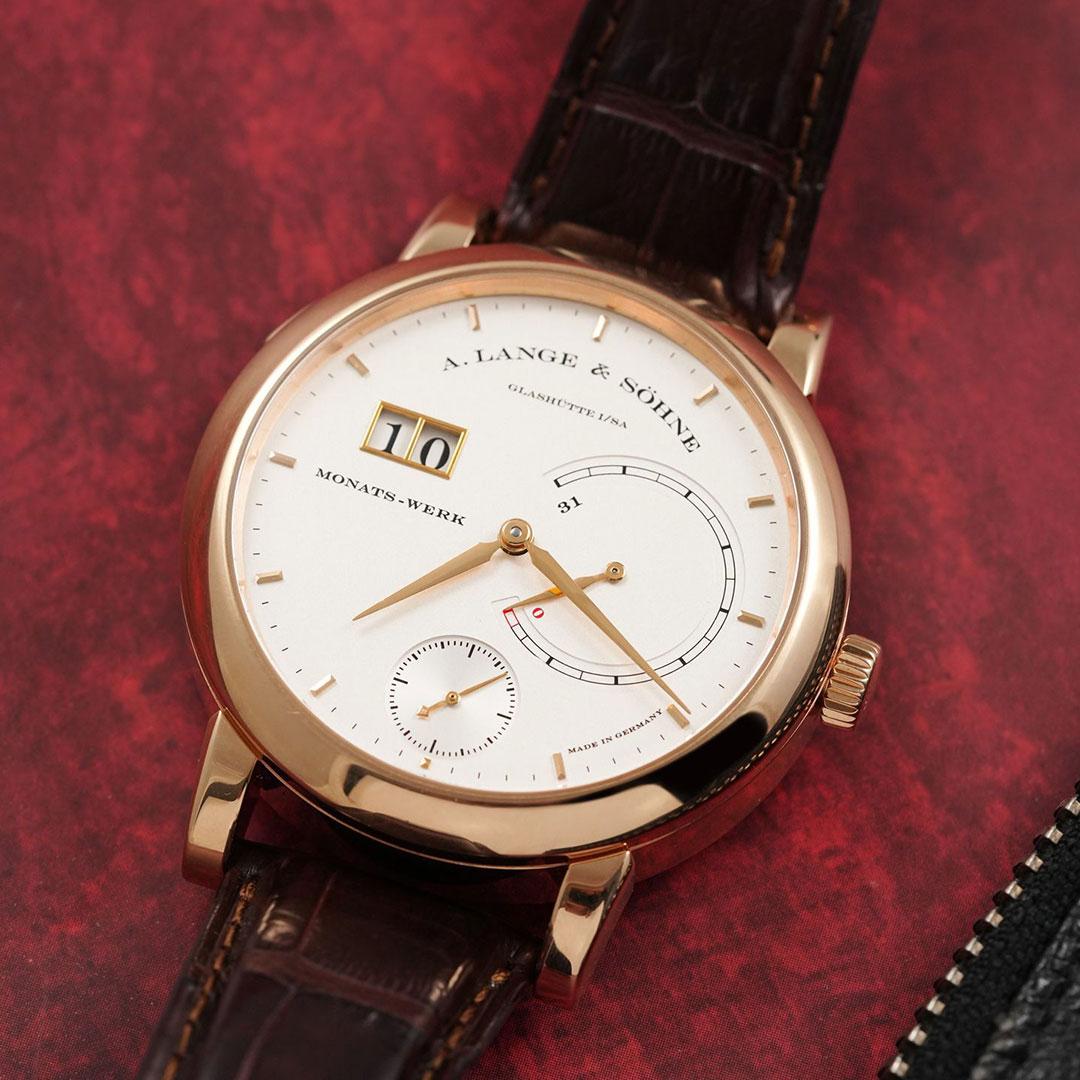 watch case shape