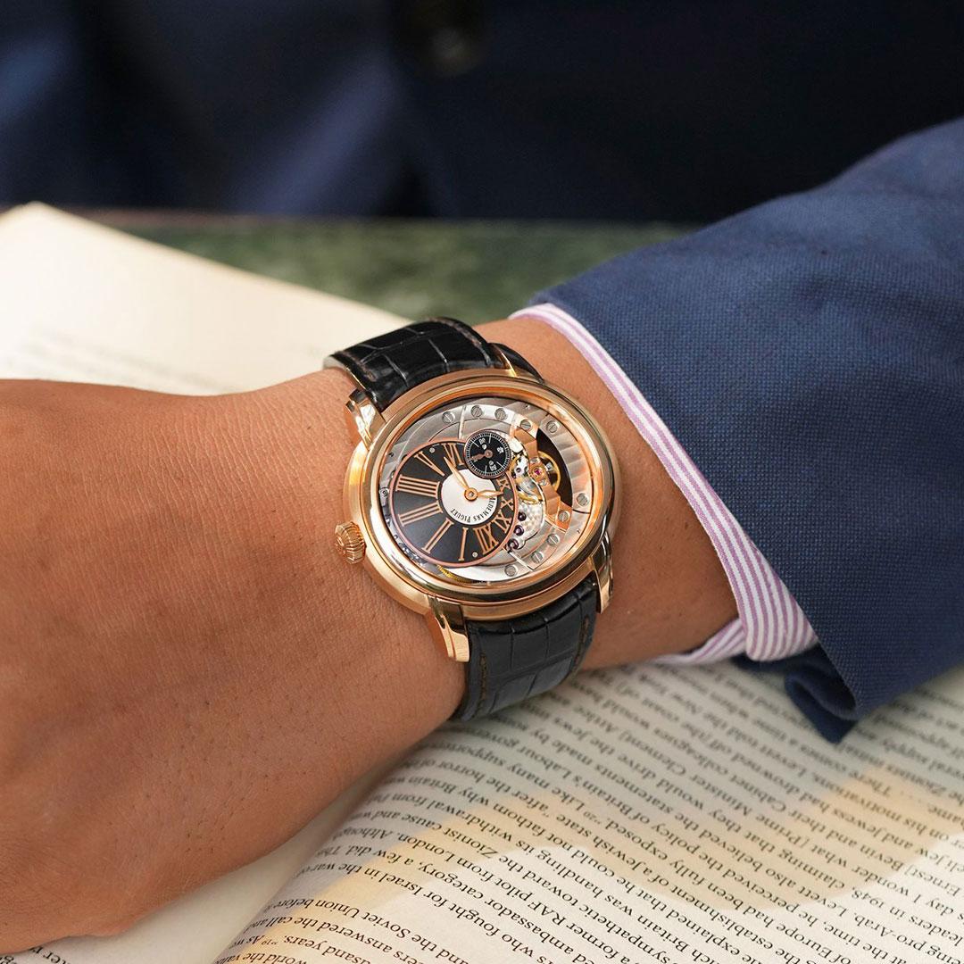 watch case shape