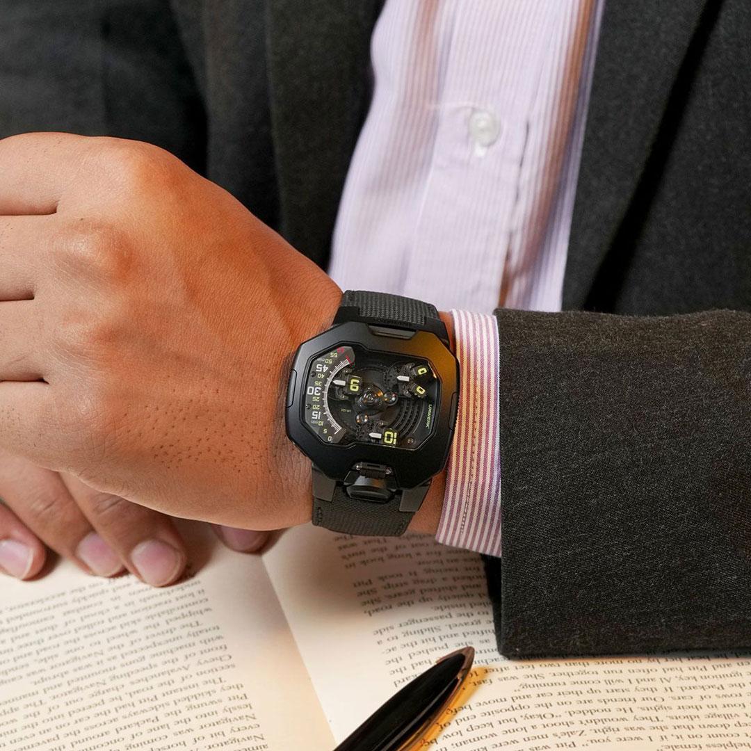 watch case shape