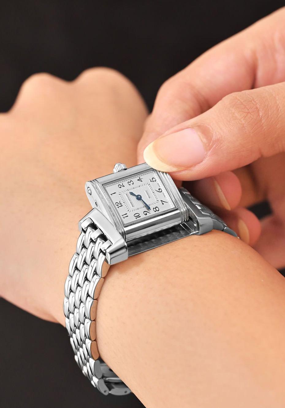 Over the years, the Reverso has evolved from its original utilitarian roots into a true classic in the world of horology. Its signature reversible case now offers a canvas of numerous iterations.