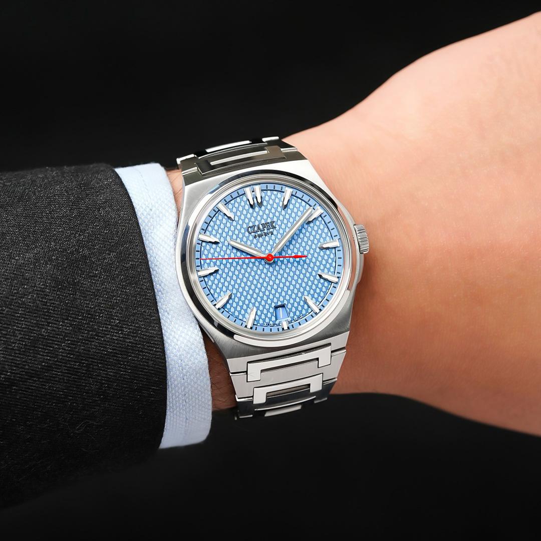 Czapek Antarctique Passage de Drake blue dial on wrist